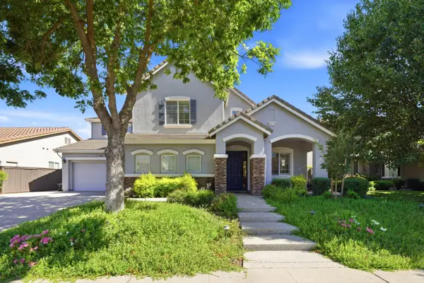 9728 Country Falls Lane, Elk Grove, CA 95757