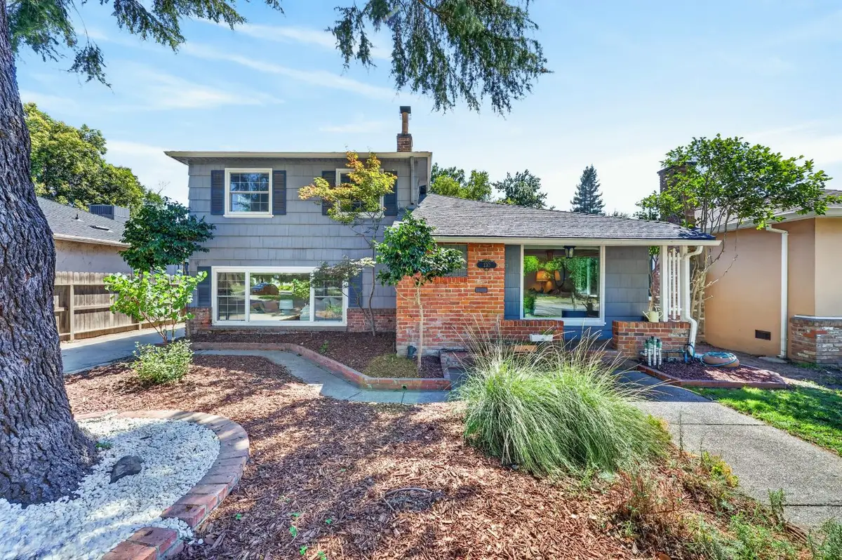 230 Meister Way, Sacramento, CA 95819 - #1