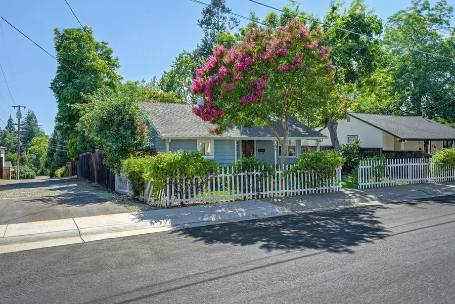 606 Reading Street, Folsom, CA 95630 - #3