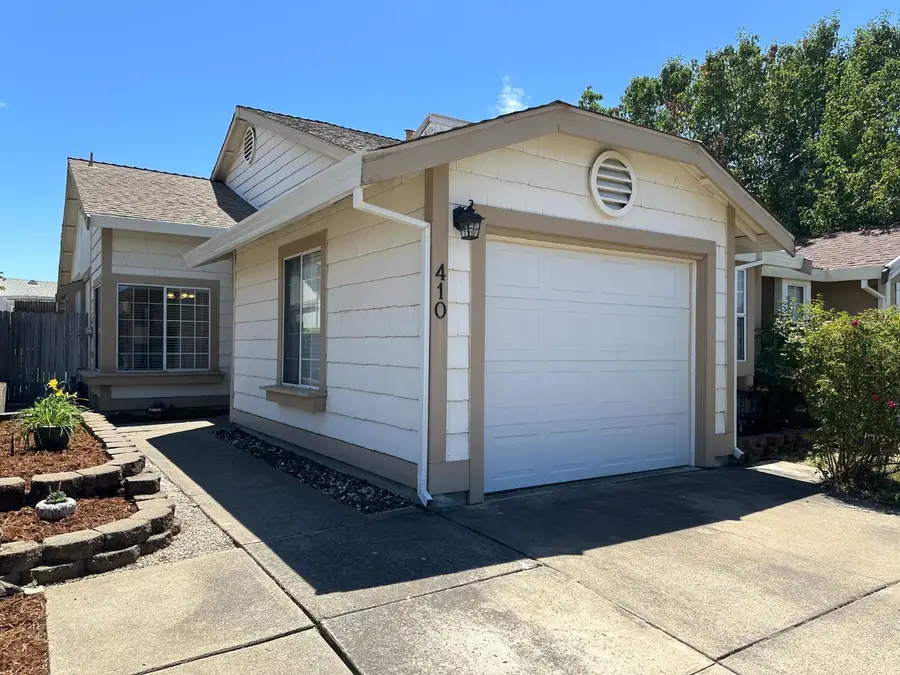 410 Cirby Oaks Court, Roseville, CA 95678 - #2