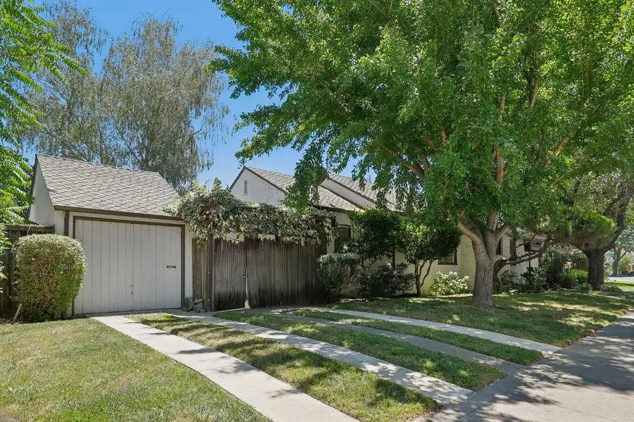 2761 Marty Way, Sacramento, CA 95818 - #3