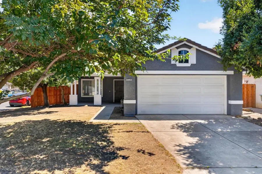 5529 W Norwich Avenue, Fresno, CA 93722 - #3