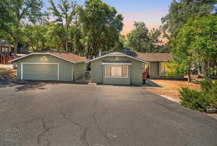 21014 Ferretti Road, Groveland, CA 95321 - #2