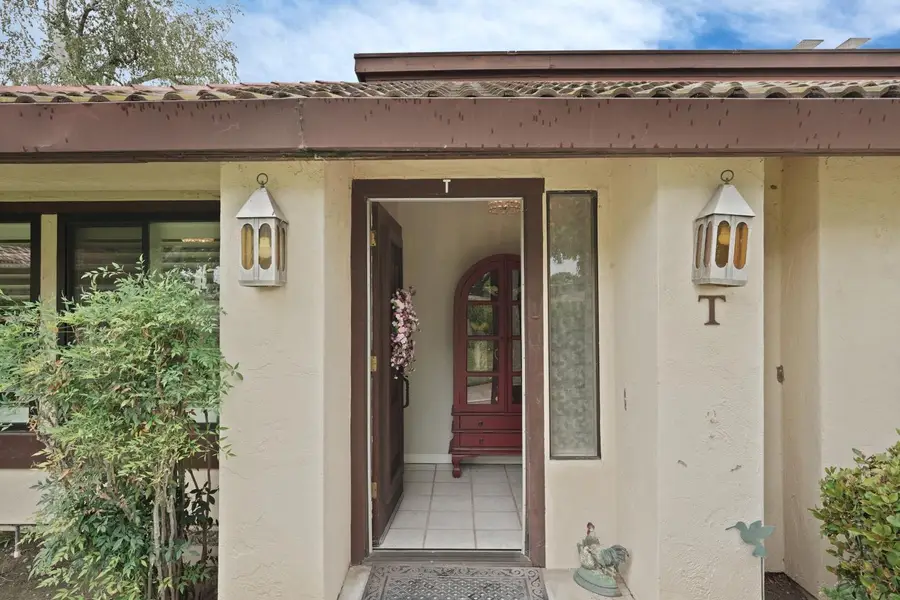 1001 W Lincoln Road #T, Stockton, CA 95207 - #2