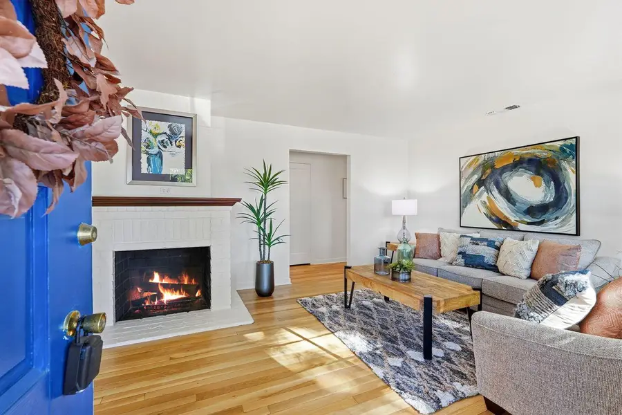 1135 Darnel Way, Sacramento, CA 95822 - #3