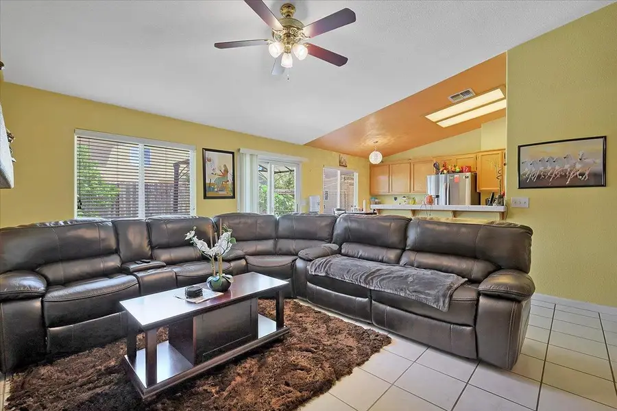 1957 Hunji Drive, Yuba City, CA 95993 - #3