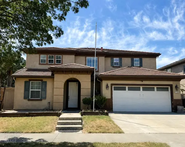 17799 Strawberry Glen Street, Lathrop, CA 95330