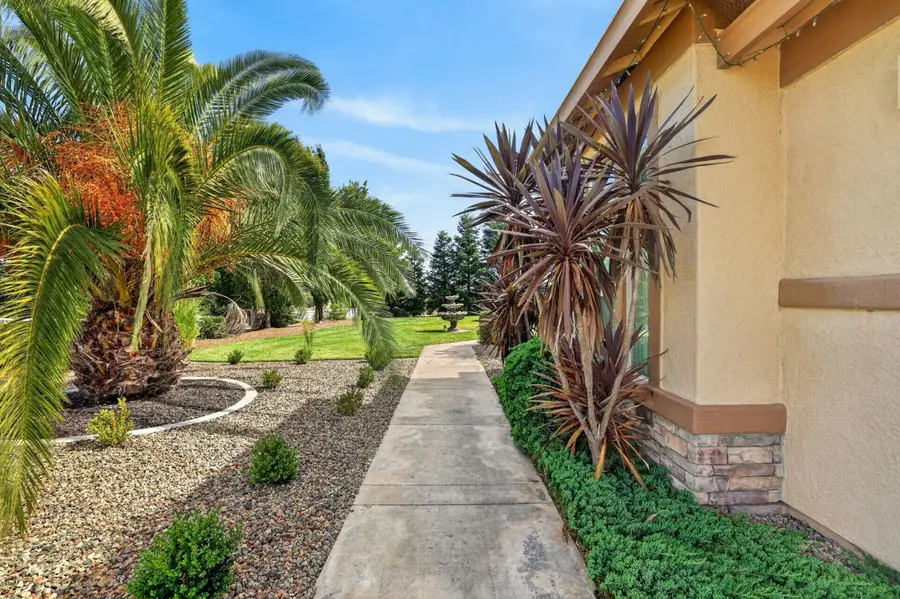 9899 Trailhead Court, Wilton, CA 95693 - #3