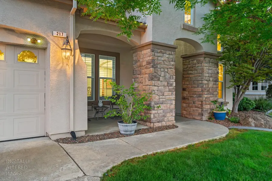 217 Baroness Court, Roseville, CA 95747 - #3