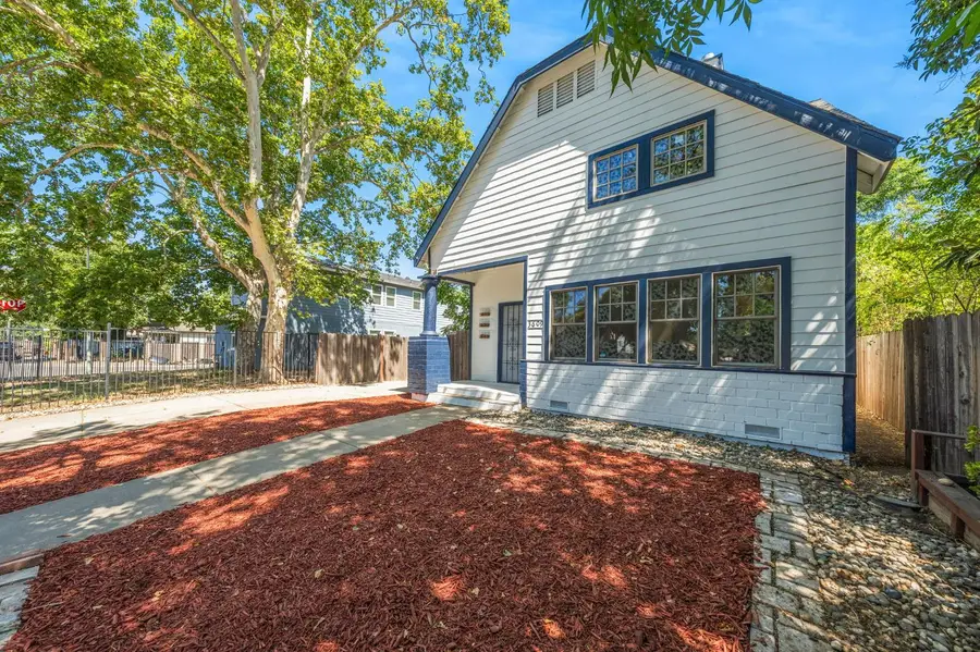 3609 20th Avenue, Sacramento, CA 95820 - #2