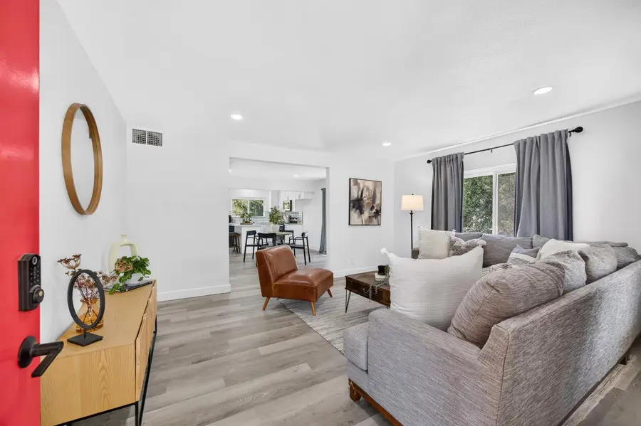 5024 Kenneth Avenue, Fair Oaks, CA 95628 - #3