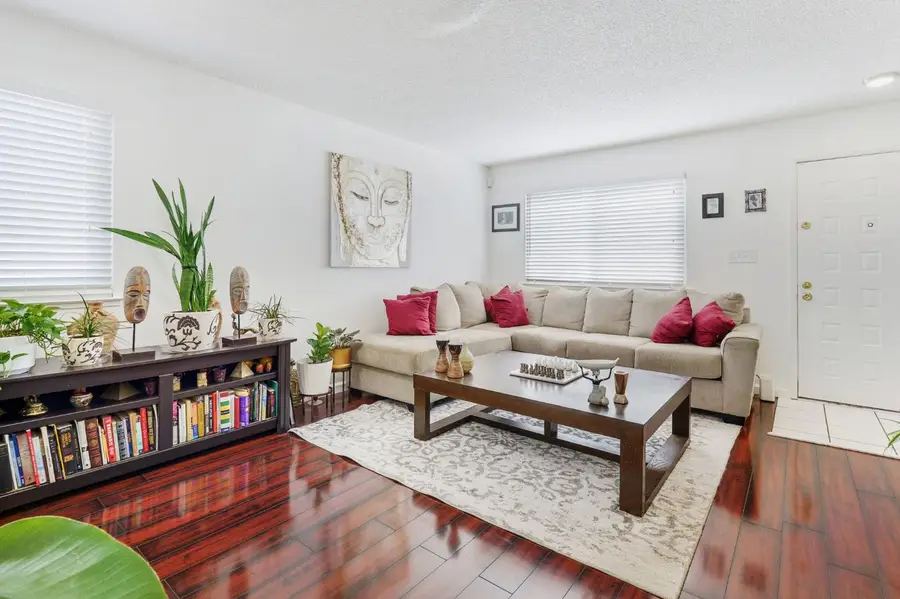 7570 Burgoyne Lane, Sacramento, CA 95823 - #2