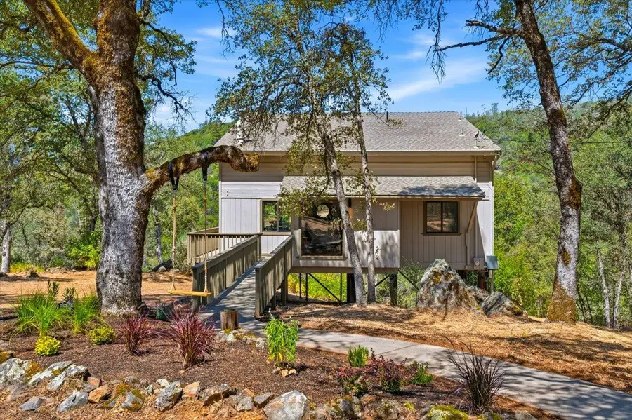 17500 Winding Oaks Road, Grass Valley, CA 95949 - #2