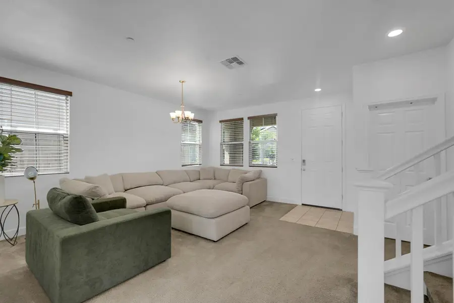 258 Columbus Dr., Manteca, CA 95337 - #3