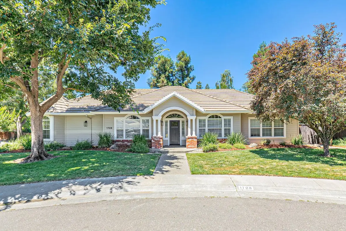 1708 El Pescador Court, Davis, CA 95618 - #1