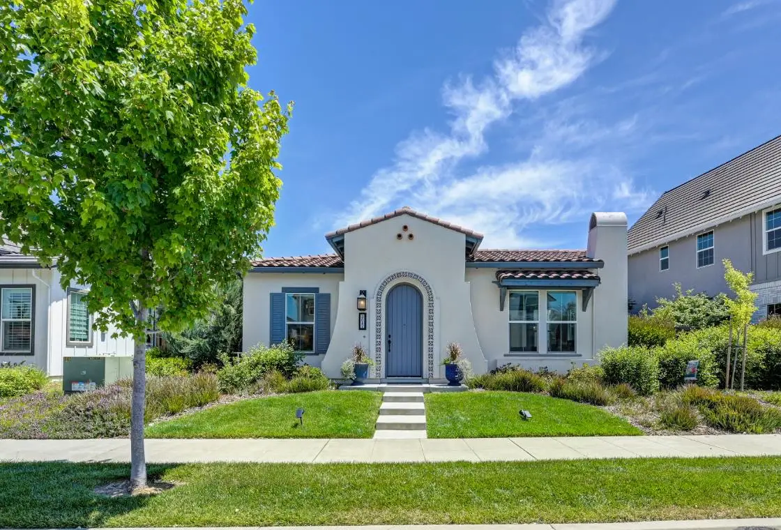 3017 Bedford Falls Way, Sacramento, CA 95818 - #1