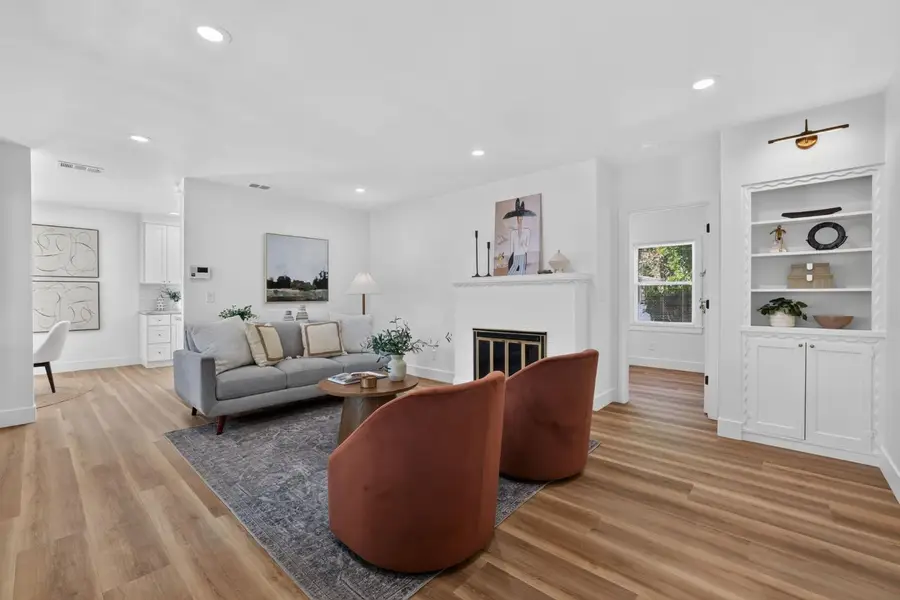 929 Swanston Dr, Sacramento, CA 95818 - #3