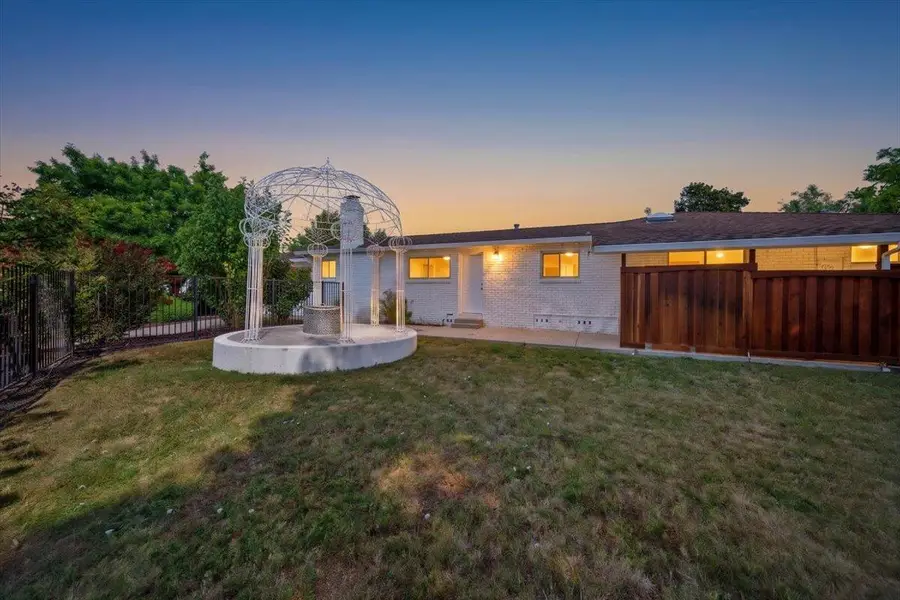 7171 Westmoreland Way, Sacramento, CA 95831 - #2