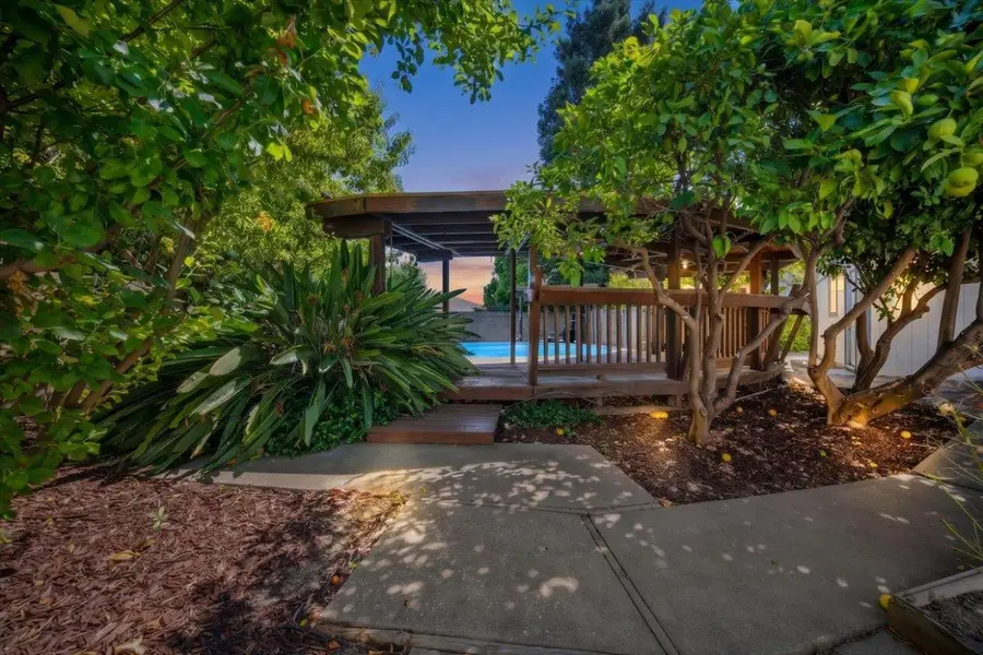 7171 Westmoreland Way, Sacramento, CA 95831 - #3