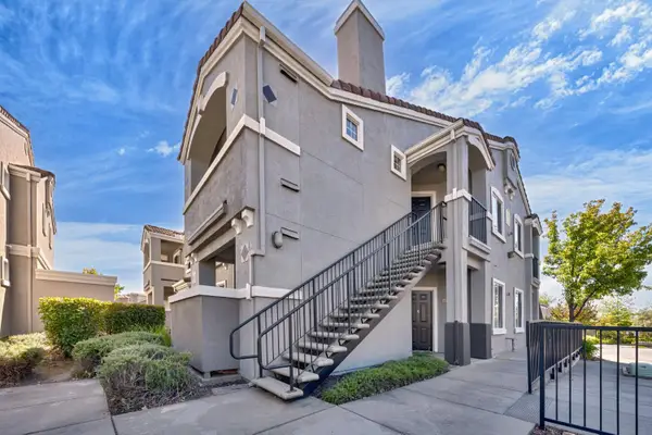 885 Halidon Way #923, Folsom, CA 95630
