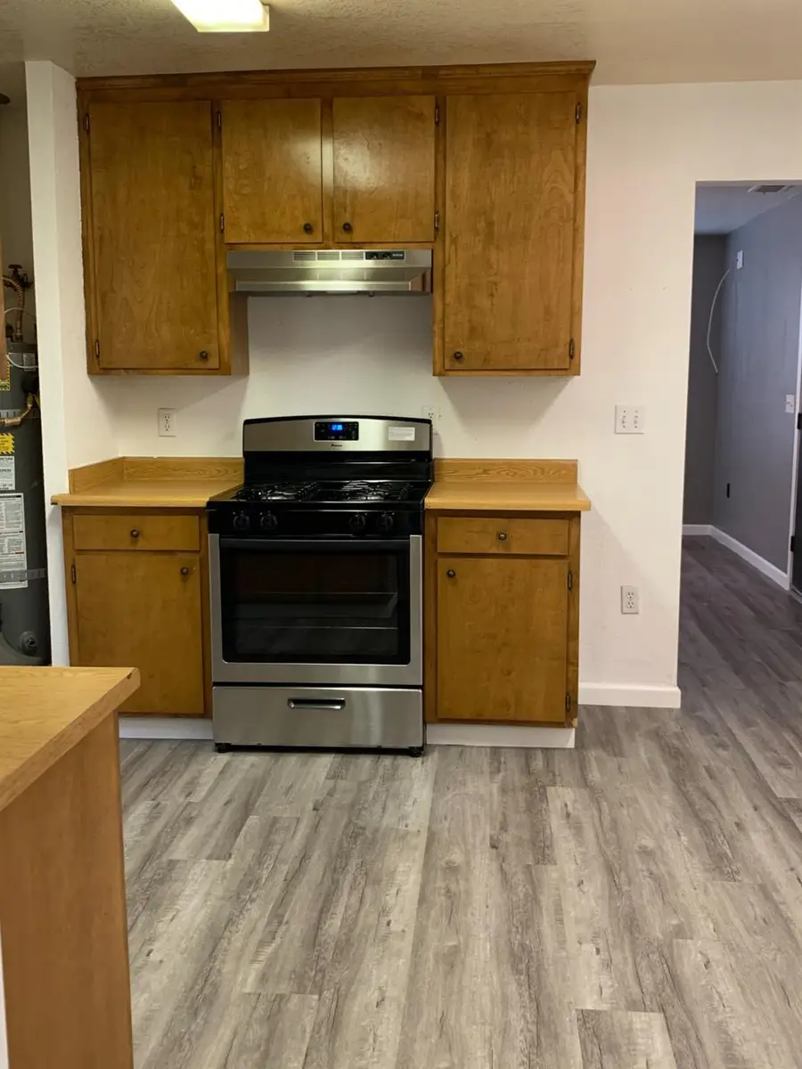 60 W 8th Street, Tracy, CA 95376 - #3