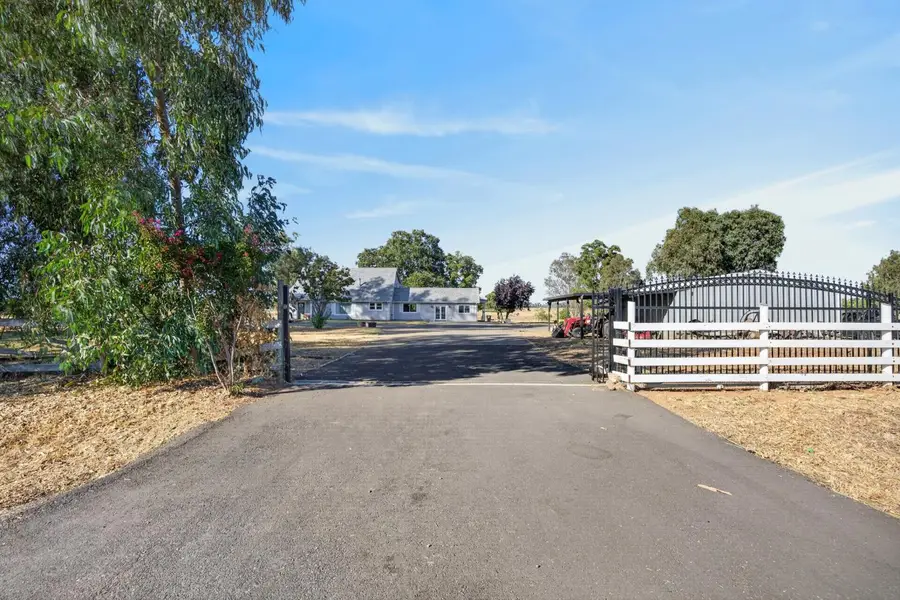 8961 Clay Station Road, Wilton, CA 95693 - #2