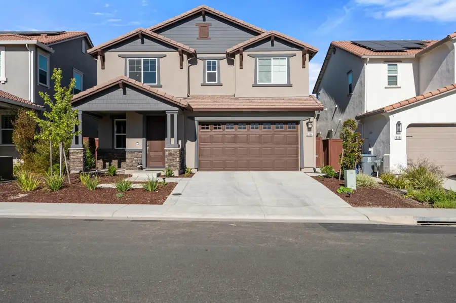3394 Discovery Drive, Folsom, CA 95630 - #2
