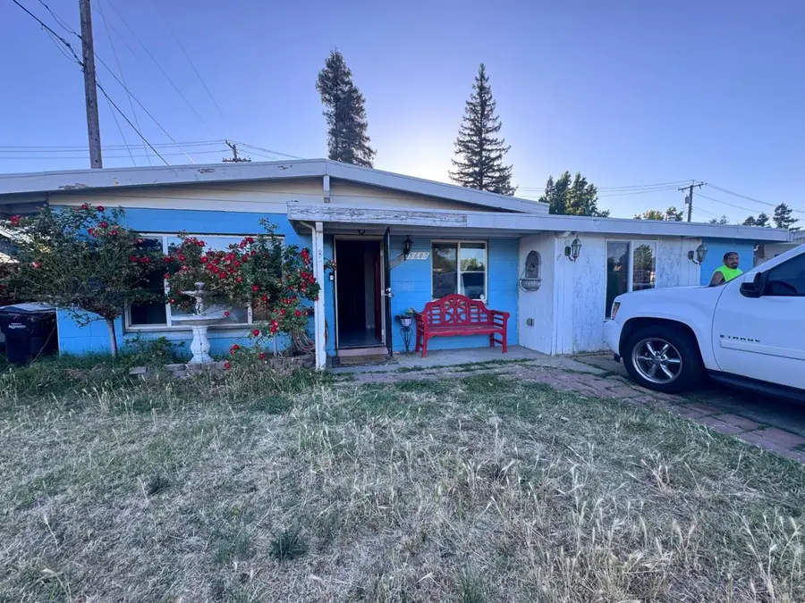 5607 Manmar Way, Sacramento, CA 95823 - #2