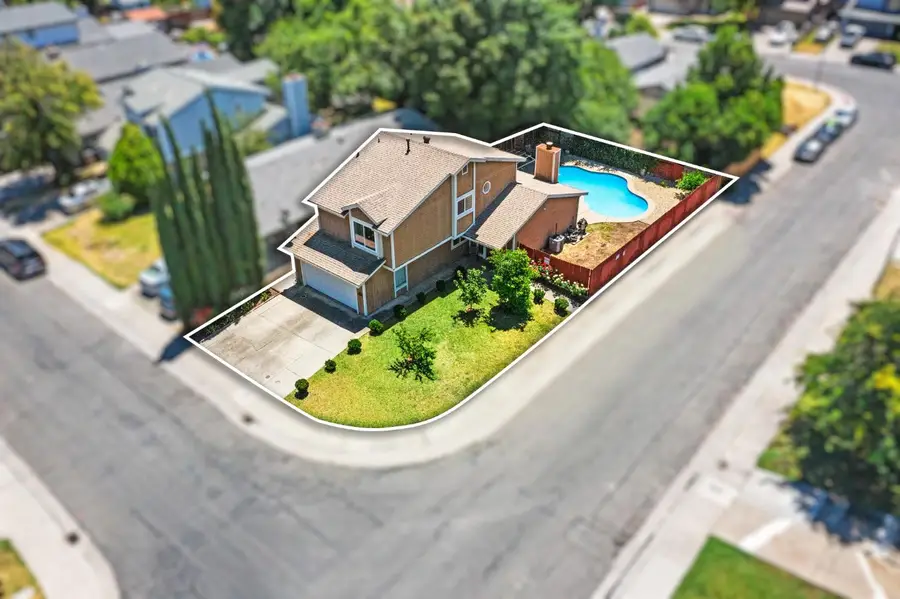 950 Rancho Roble Way, Sacramento, CA 95834 - #2