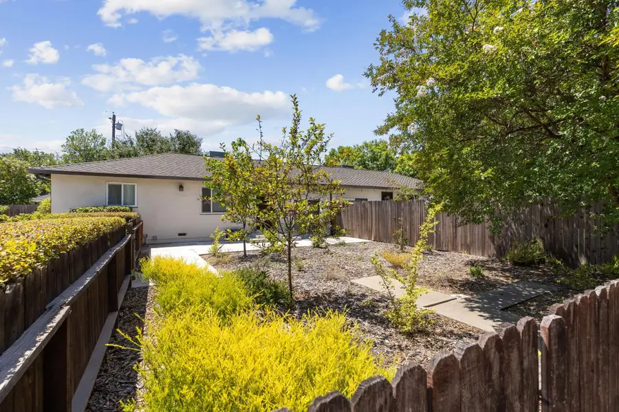 5652 Broadway, Sacramento, CA 95820 - #2
