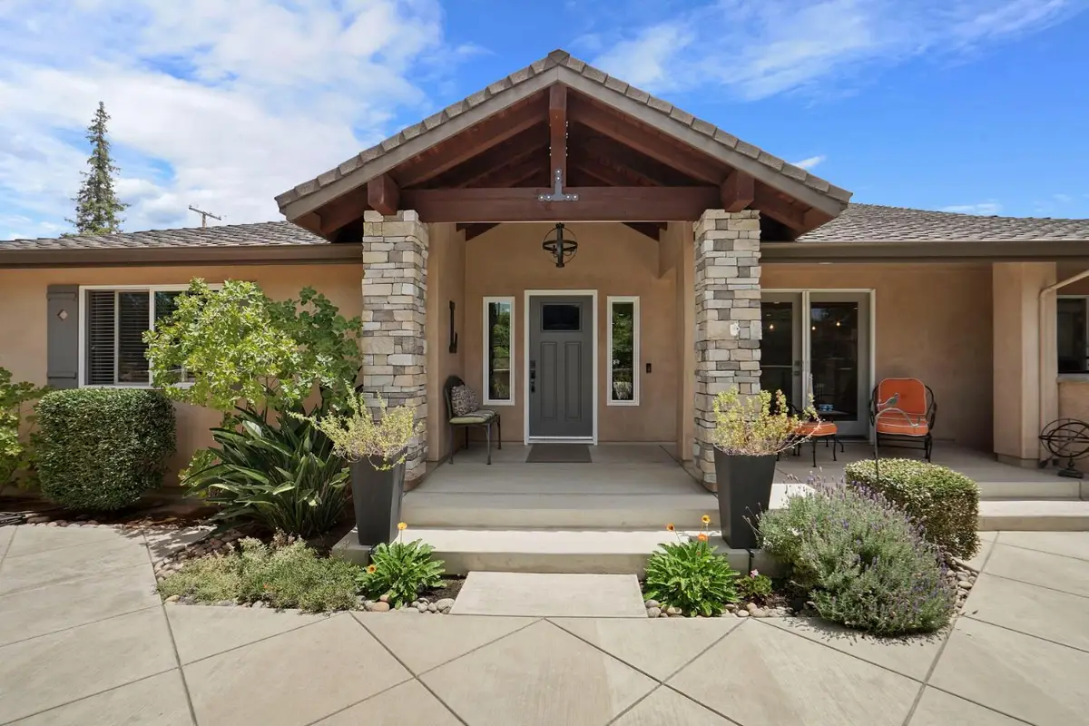 8 S Fairmont Avenue, Lodi, CA 95240 - #1