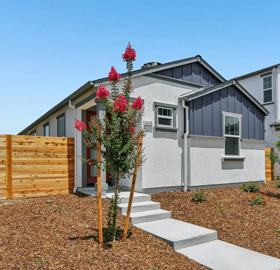 6425 Ventris Walk, Sacramento, CA 95823 - #1