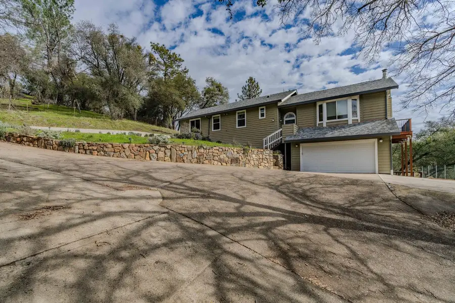 4016 Glory Hole Court, Mokelumne Hill, CA 95245 - #2
