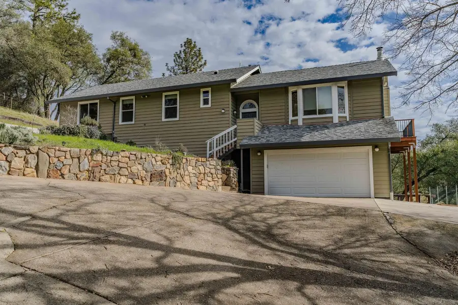4016 Glory Hole Court, Mokelumne Hill, CA 95245 - #3