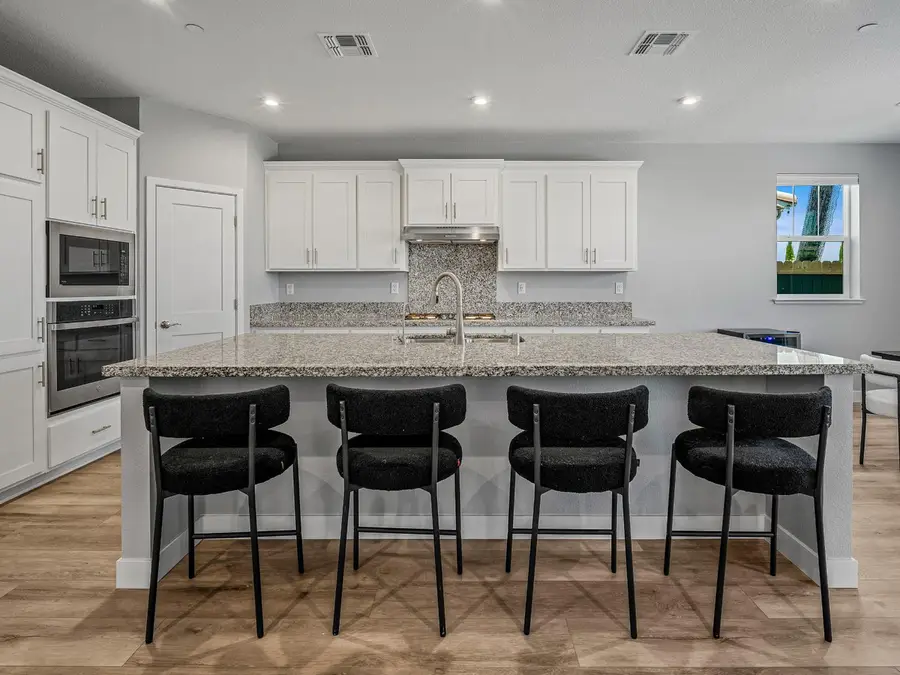 702 Coronado Ct., Lincoln, CA 95648 - #3
