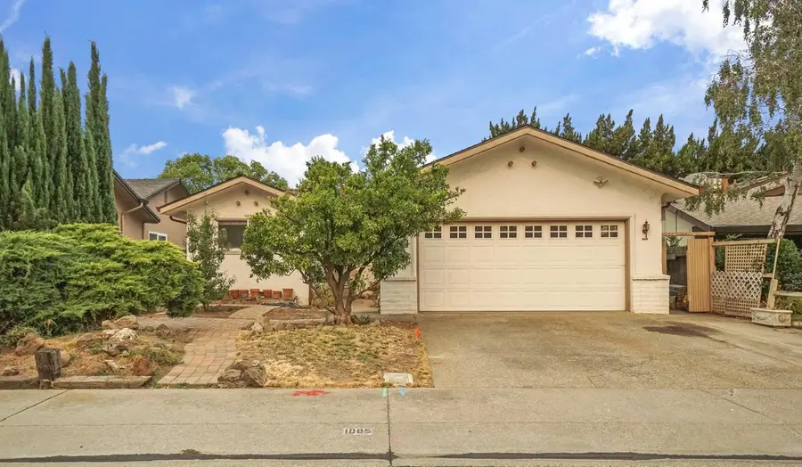 1005 Dover Drive, Lodi, CA 95242 - #2