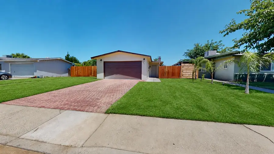 1575 Primrose Avenue, Merced, CA 95340 - #3
