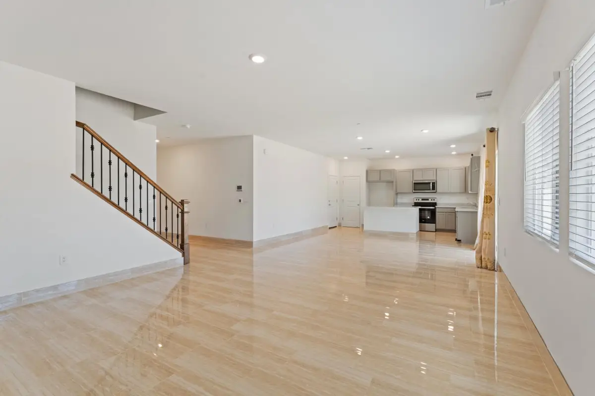 8833 Stratham Way, Elk Grove, CA 95758 - #1
