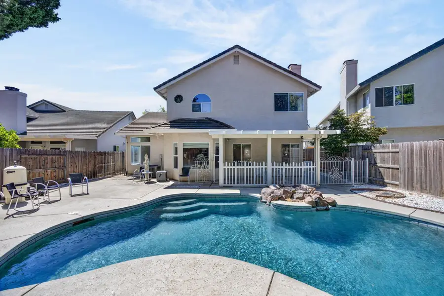 8936 Sheldon Creek Drive, Elk Grove, CA 95624 - #2