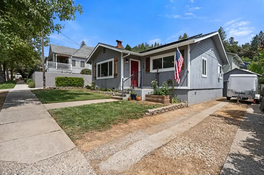145 W Grass Valley Street, Colfax, CA 95713 - #2