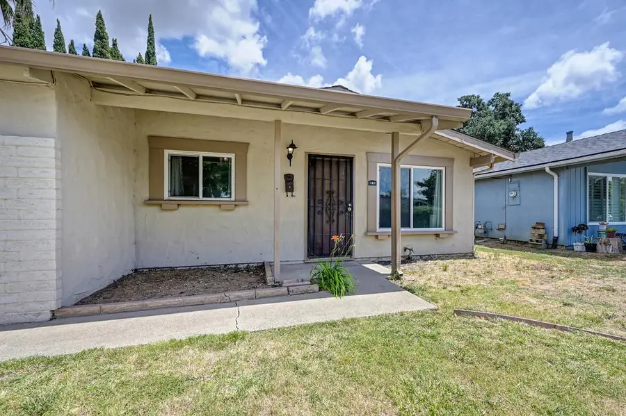 9 Thatcher Circle, Sacramento, CA 95823 - #2