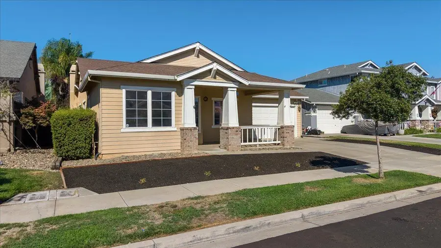 564 Old Bluff Court, Oakdale, CA 95361 - #3
