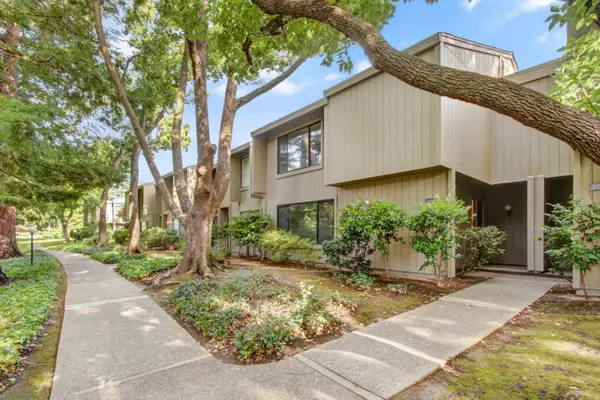 1061 Commons Drive, Sacramento, CA 95825