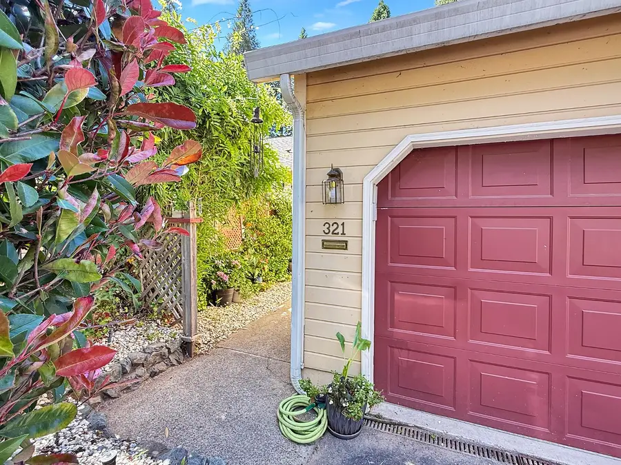 321 Bridge Way, Nevada City, CA 95959 - #2