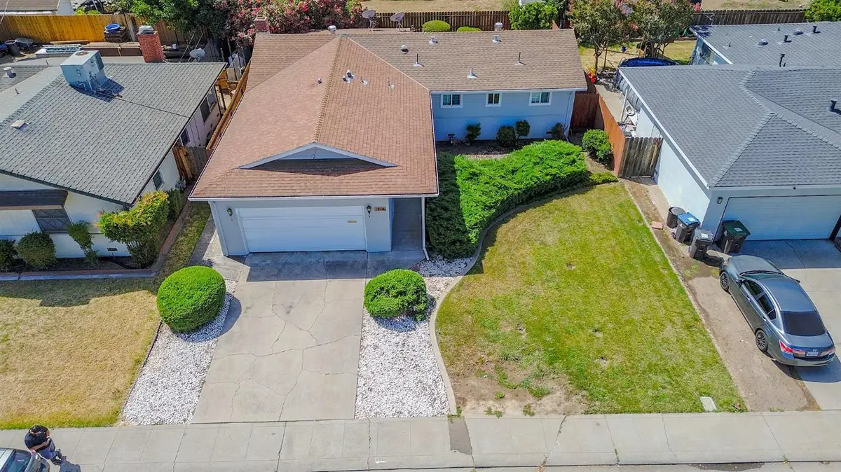 1214 W Downs Street, Stockton, CA 95207 - #1