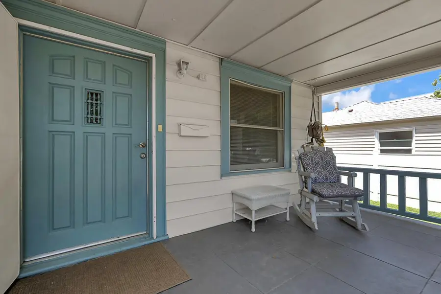 310 W I Street, Oakdale, CA 95361 - #3