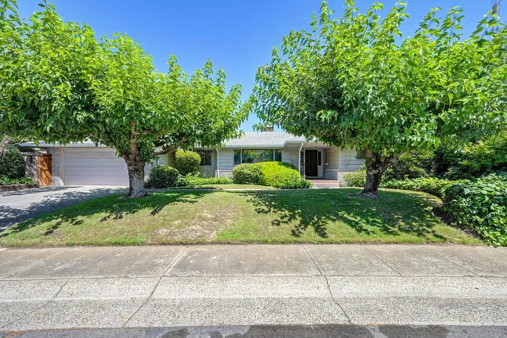 6111 Fordham Way, Sacramento, CA 95831 - #1