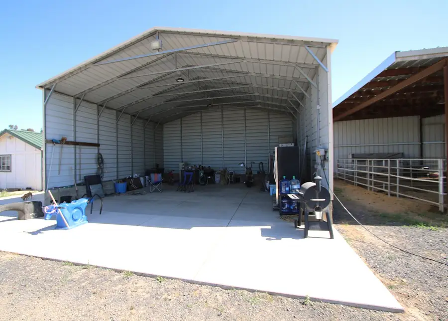 10137 Pioneer, Oakdale, CA 95361 - #2