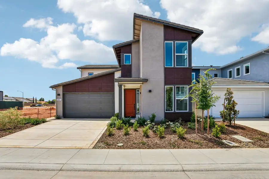 3951 Aura Way, Rancho Cordova, CA 95742 - #2
