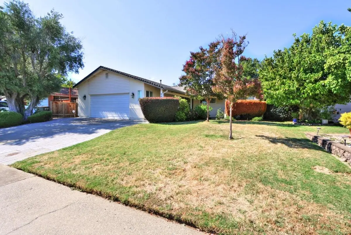 8645 Fallbrook Way, Sacramento, CA 95826 - #1